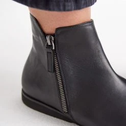 Rollie Madison Side Zip All Black All Shoes