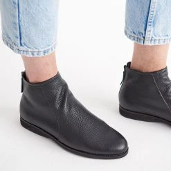 Rollie Nation Aura Boot All Black Tumble