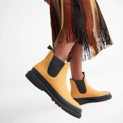 Rollie Nation Fields Chelsea Ochre Rubberised