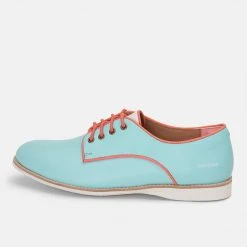 Rollie Nation Rollie X Pantone Derby: Limpet Shell 13-4810