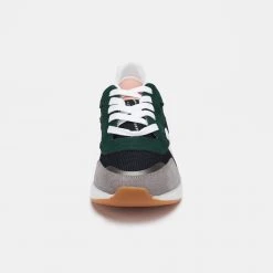 Rollie Nation Weekender Green Track